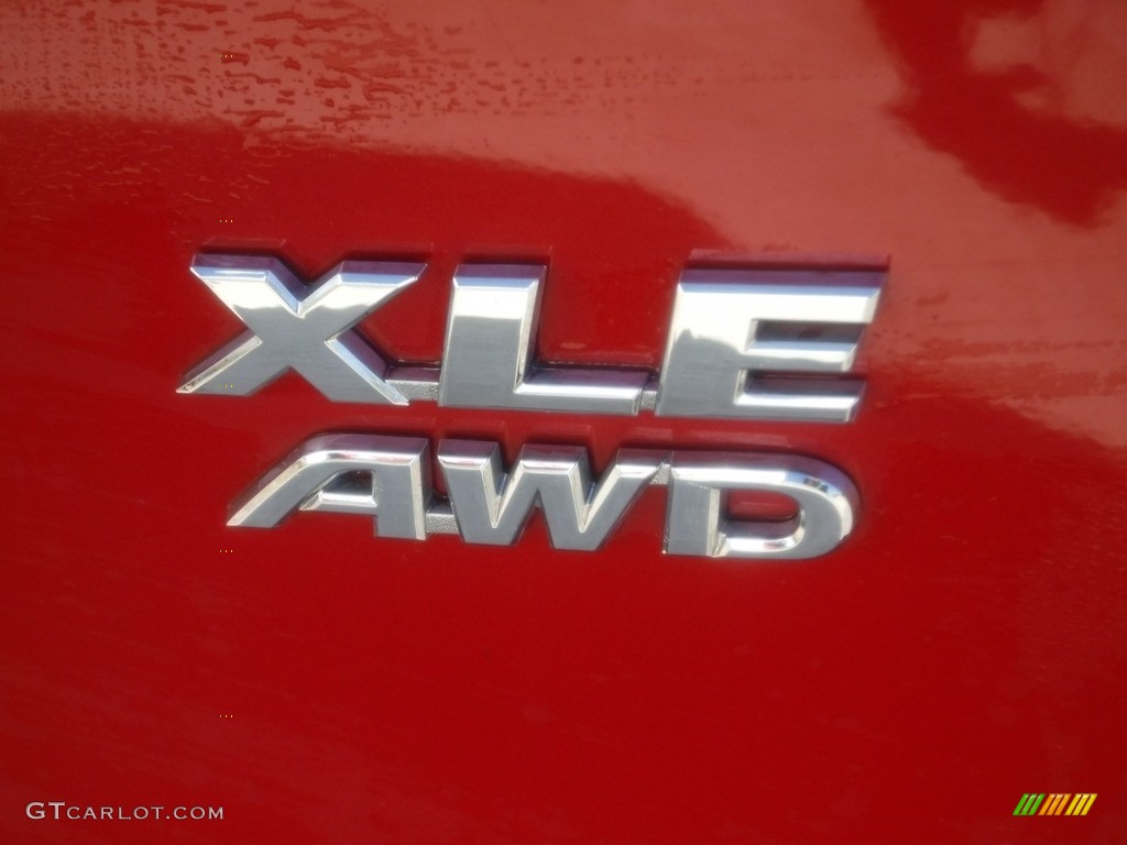 2017 RAV4 XLE AWD - Barcelona Red Metallic / Black photo #16