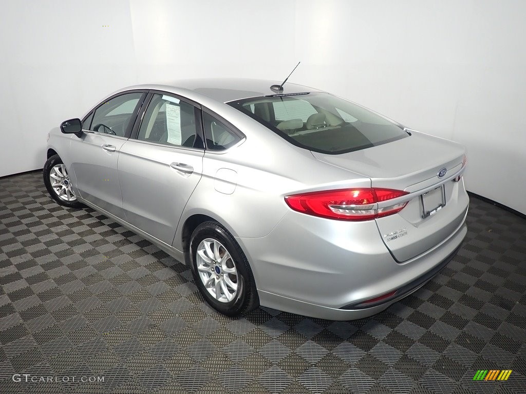 2018 Fusion S - Ingot Silver / Medium Light Stone photo #12