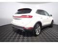White Platinum - MKC Reserve AWD Photo No. 19