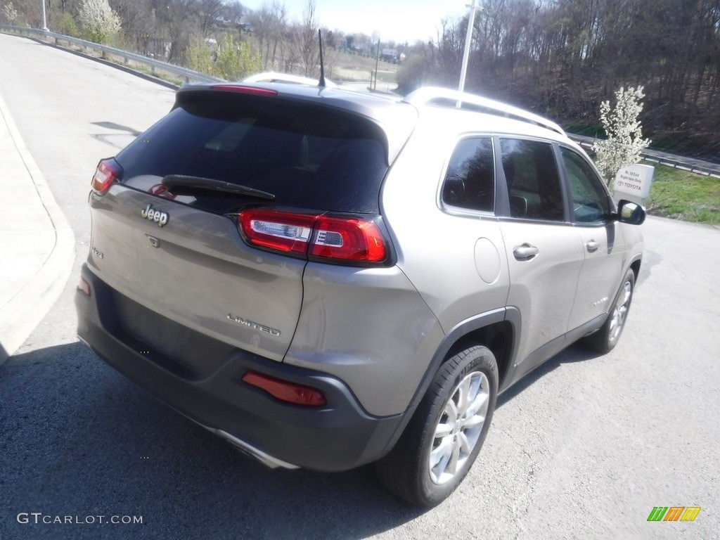 2016 Cherokee Limited 4x4 - Light Brownstone Pearl / Black/Light Frost Beige photo #17