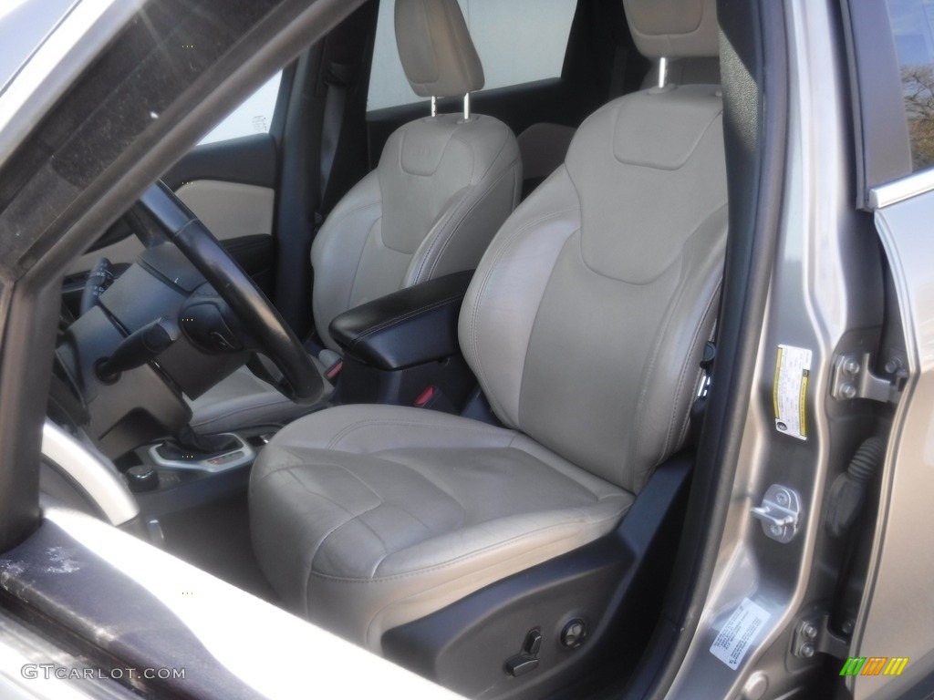 2016 Cherokee Limited 4x4 - Light Brownstone Pearl / Black/Light Frost Beige photo #22