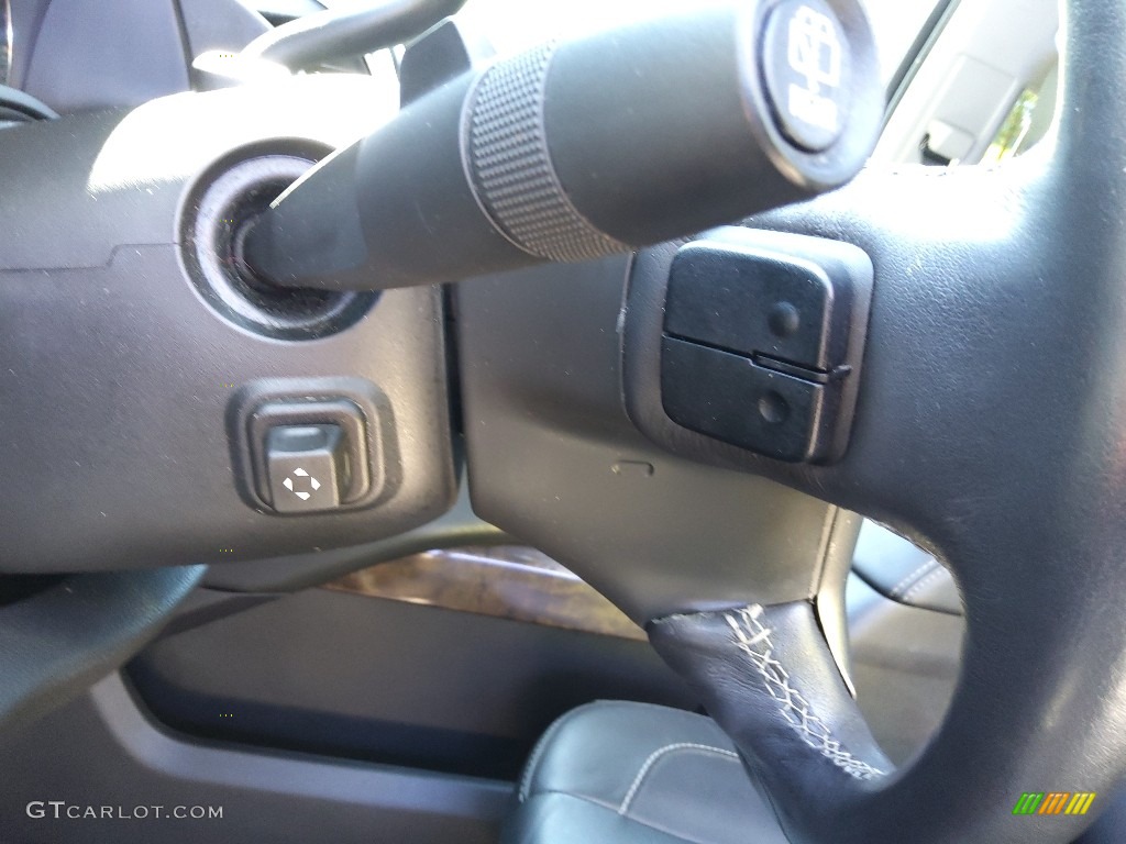2020 Suburban LT 4WD - Black / Jet Black photo #12