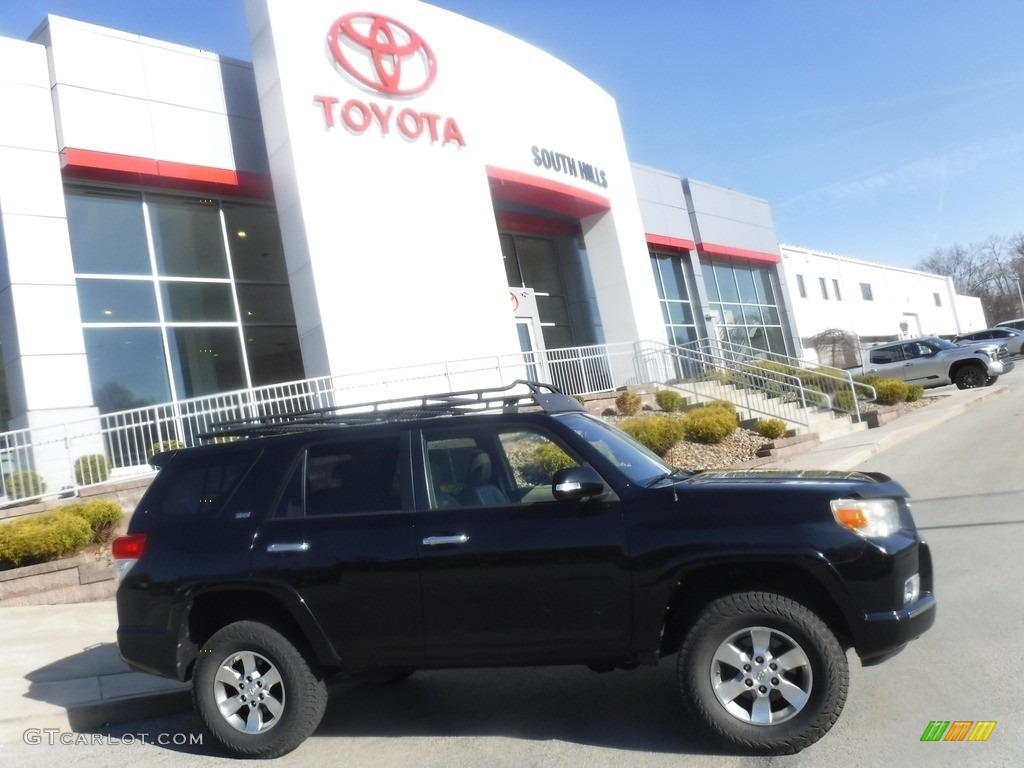 2013 4Runner SR5 4x4 - Black / Sand Beige Leather photo #2