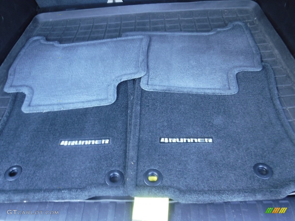 2013 4Runner SR5 4x4 - Black / Sand Beige Leather photo #31