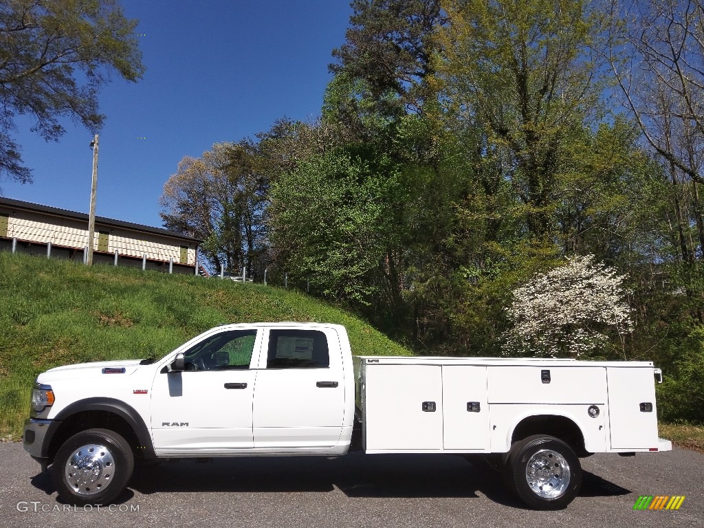 2022 5500 Tradesman Crew Cab 4x4 Chassis - Bright White / Black/Diesel Gray photo #1