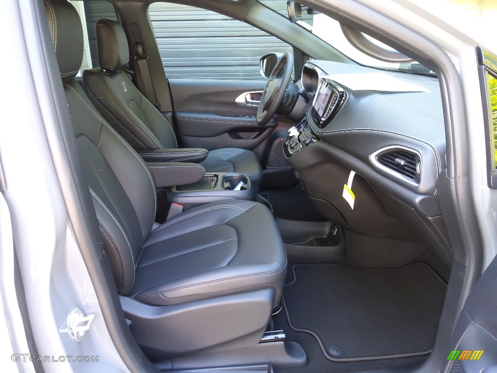 Black Interior 2023 Chrysler Pacifica Touring L AWD Photo #145921984