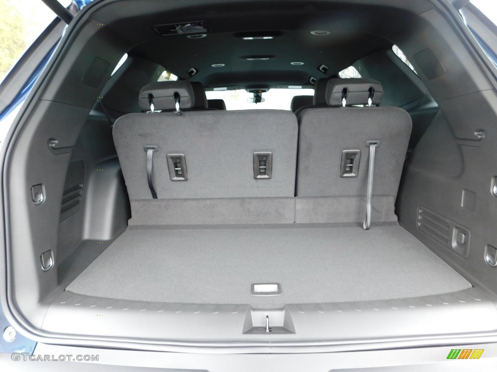 2023 Chevrolet Traverse LT AWD Trunk Photos