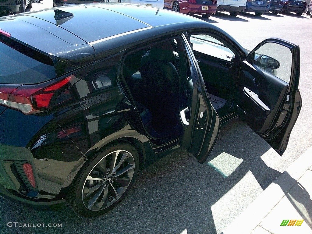 2020 Veloster 2.0 - Ultra Black / Black photo #7