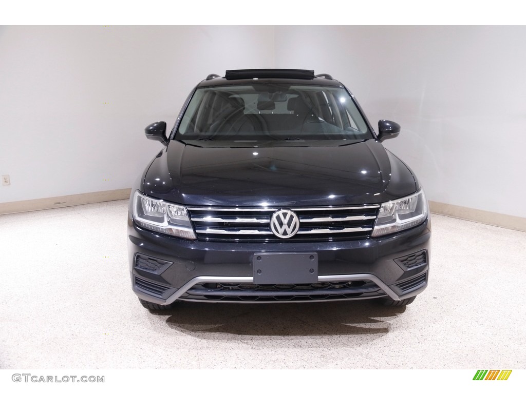 2019 Tiguan SE 4MOTION - Deep Black Pearl / Titan Black photo #2