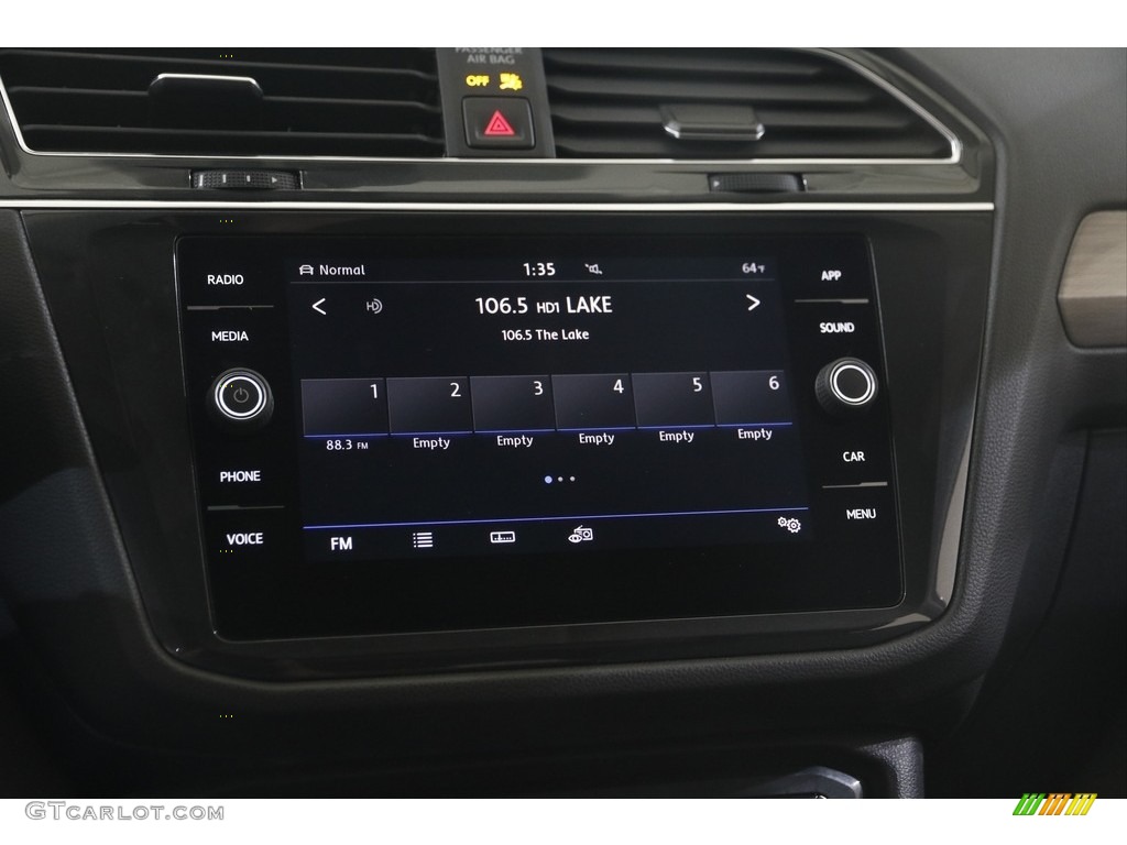 2019 Tiguan SE 4MOTION - Deep Black Pearl / Titan Black photo #10