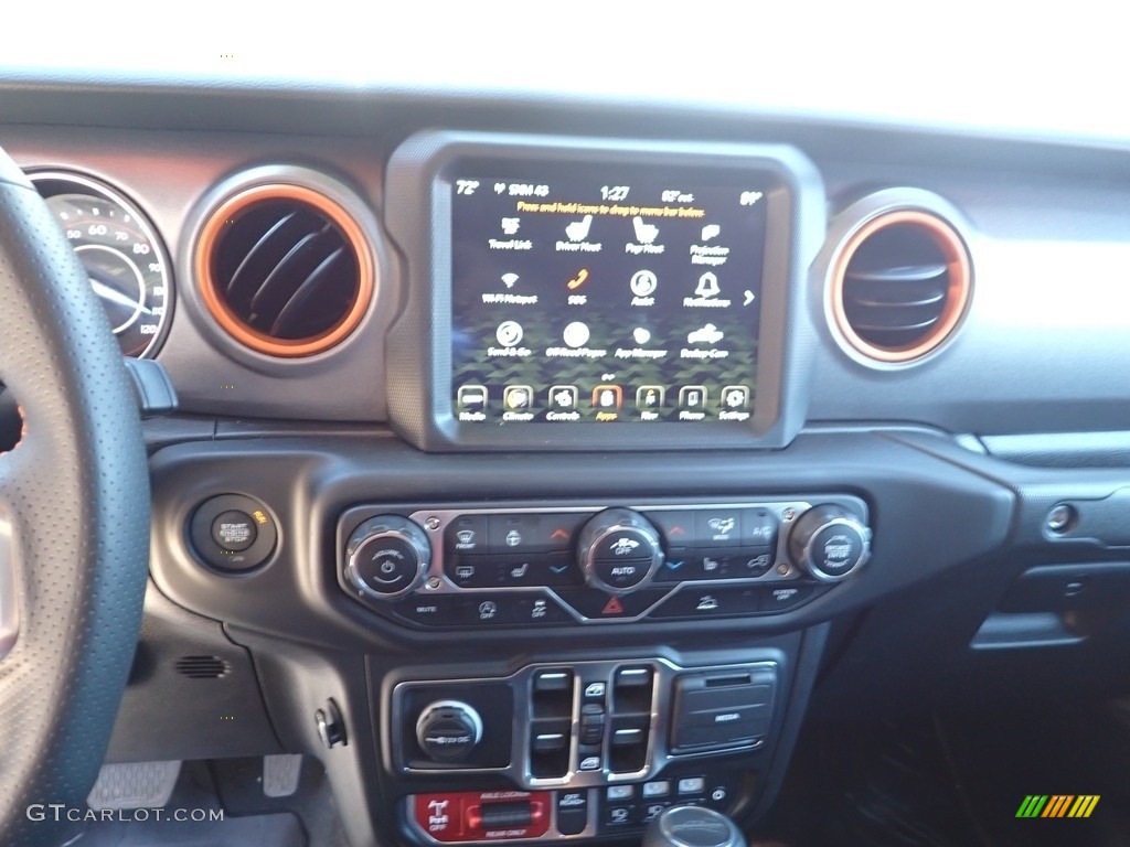 2022 Gladiator Mojave 4x4 - Sting-Gray / Black photo #17