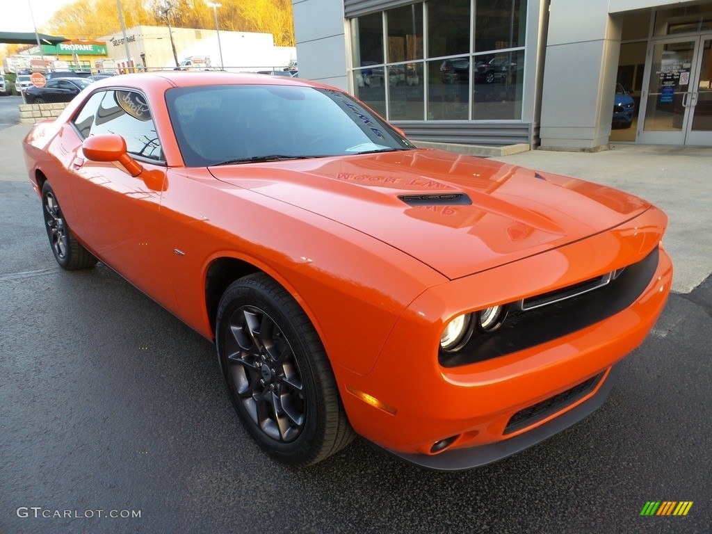 2018 Challenger GT AWD - Go Mango / Black photo #9