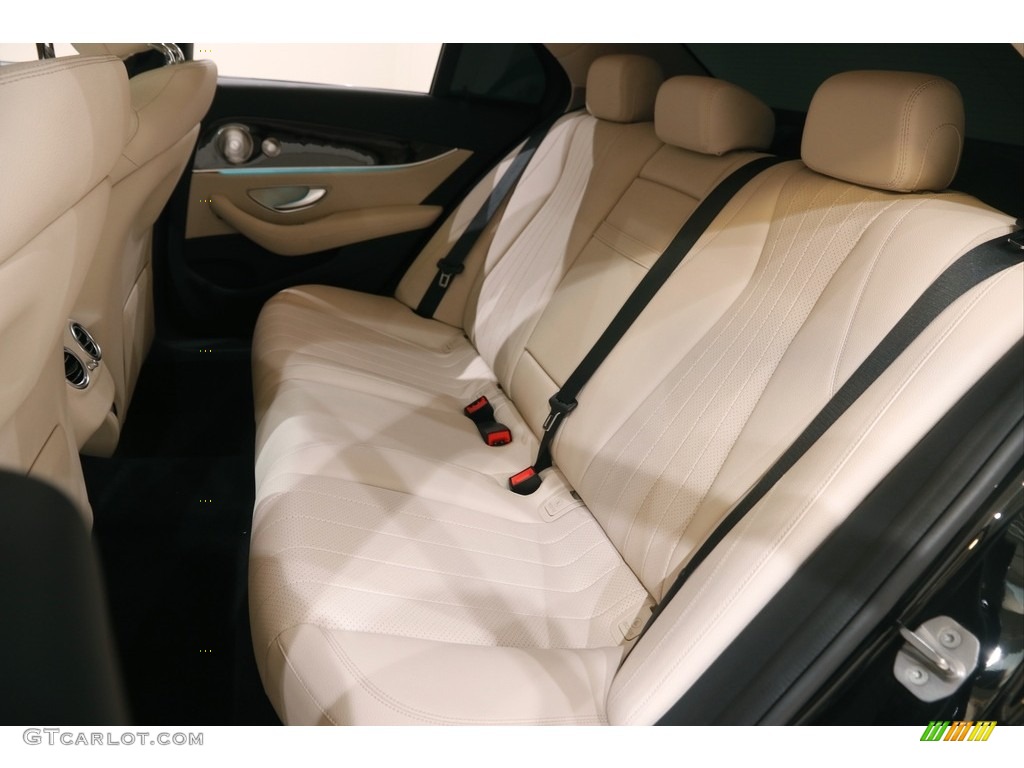2017 E 300 4Matic Sedan - Obsidian Black Metallic / Macchiato Beige/Black photo #22