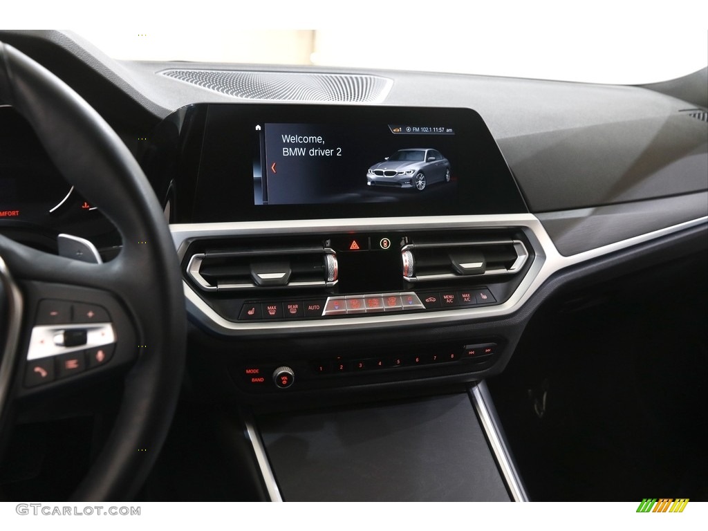 2020 3 Series 330i xDrive Sedan - Alpine White / Black photo #9