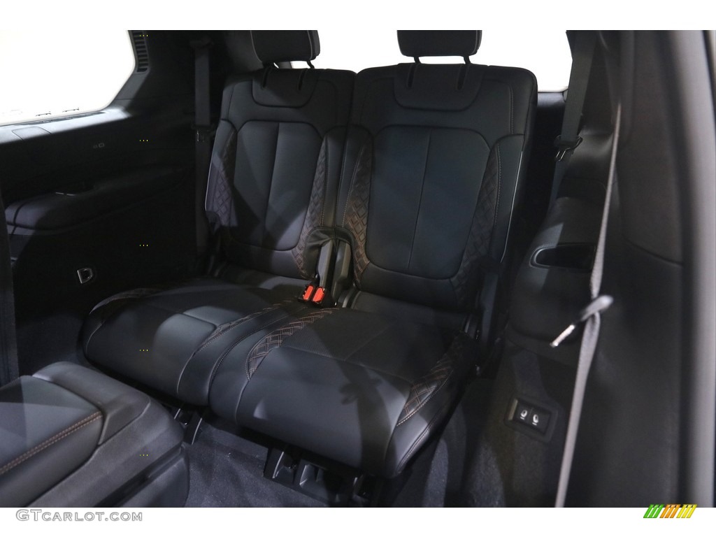 Global Black Interior 2022 Jeep Grand Cherokee L Summit Reserve 4x4 Photo #145938017