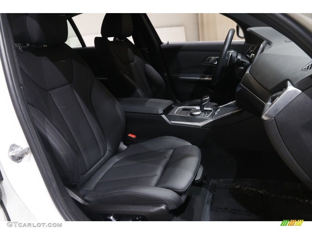 2020 3 Series 330i xDrive Sedan - Alpine White / Black photo #18