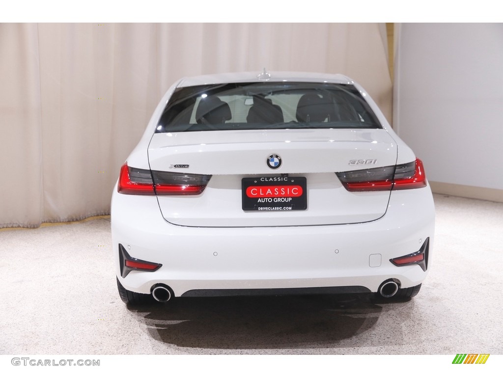 2020 3 Series 330i xDrive Sedan - Alpine White / Black photo #21