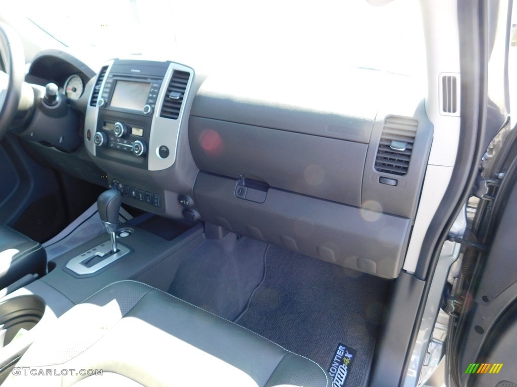 2020 Frontier Pro-4X Crew Cab 4x4 - Gun Metallic / Pro-4X Graphite photo #48