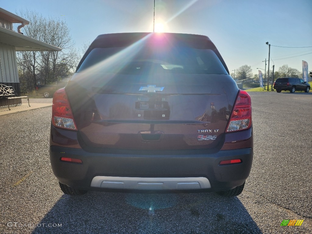 2016 Trax LT - Crimson Metallic / Jet Black/Light Titanium photo #4