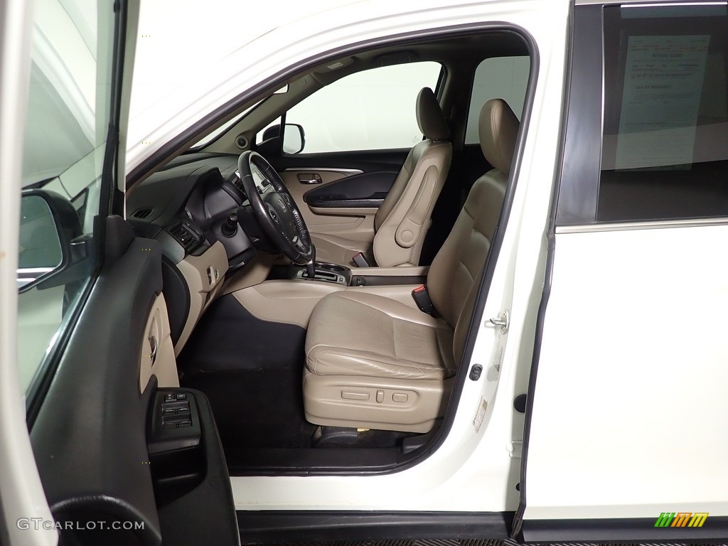 2019 Ridgeline RTL AWD - White Diamond Pearl / Beige photo #20