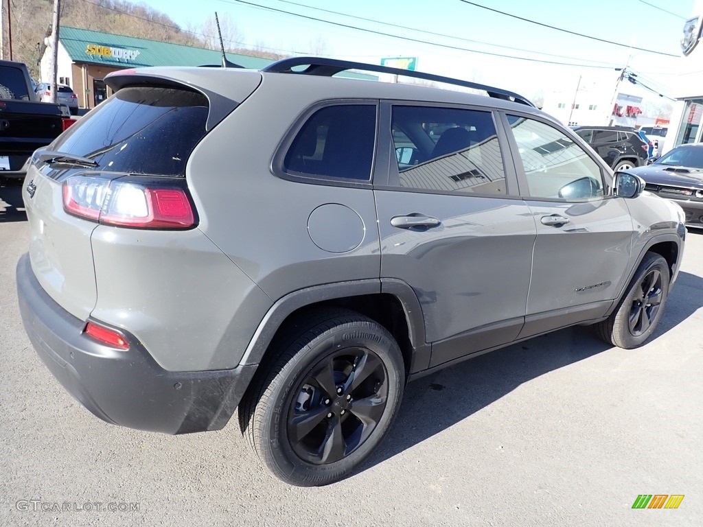 2023 Cherokee Altitude Lux 4x4 - Sting-Gray / Black photo #6