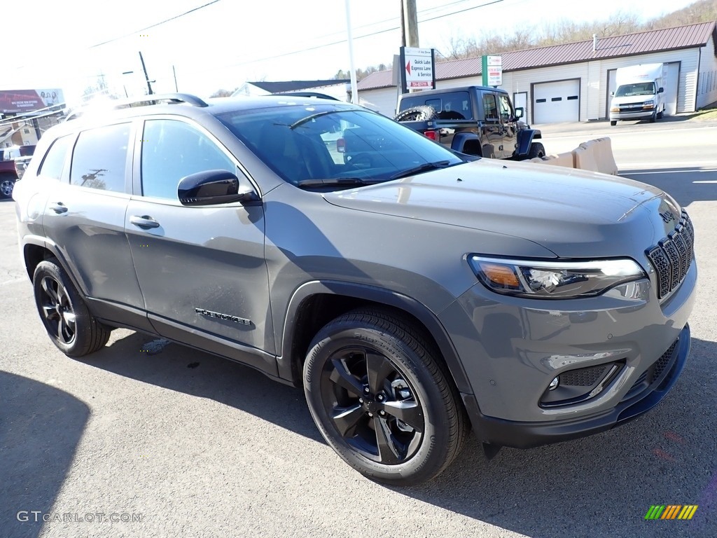 2023 Cherokee Altitude Lux 4x4 - Sting-Gray / Black photo #8