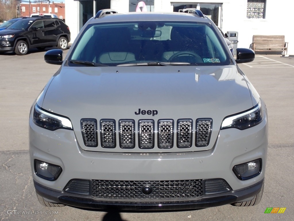 2023 Cherokee Altitude Lux 4x4 - Sting-Gray / Black photo #9