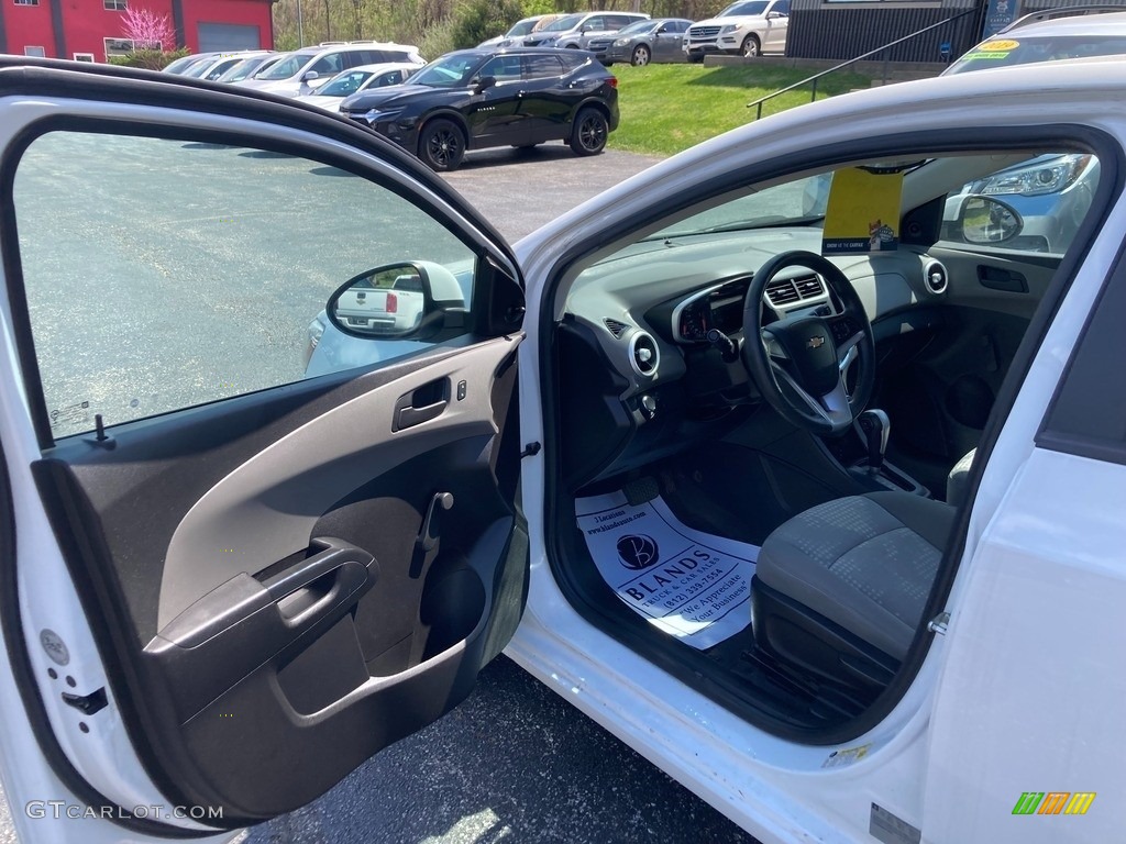2017 Sonic LT Hatchback - Summit White / Jet Black/Dark Titanium photo #10