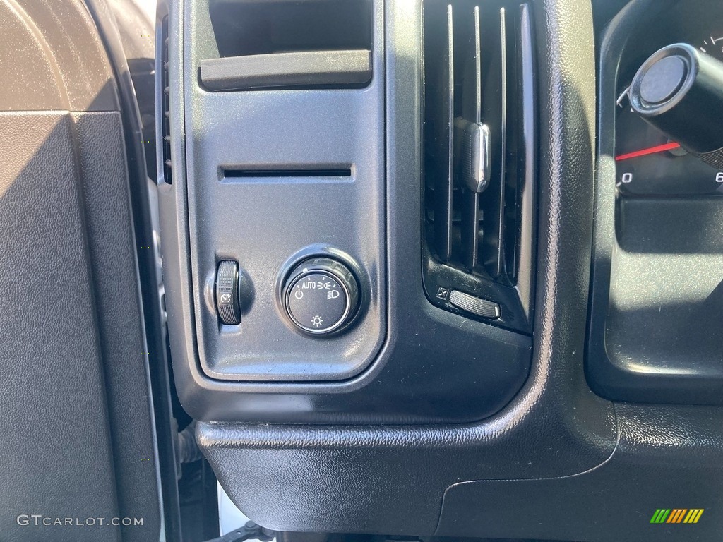 2018 Chevrolet Silverado 1500 WT Regular Cab Controls Photo #145943600