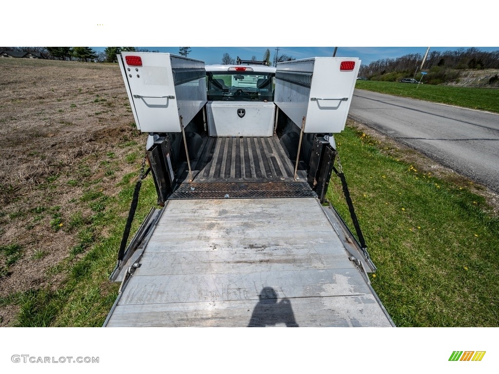 2016 F150 XLT SuperCab - Oxford White / Medium Earth Gray photo #20