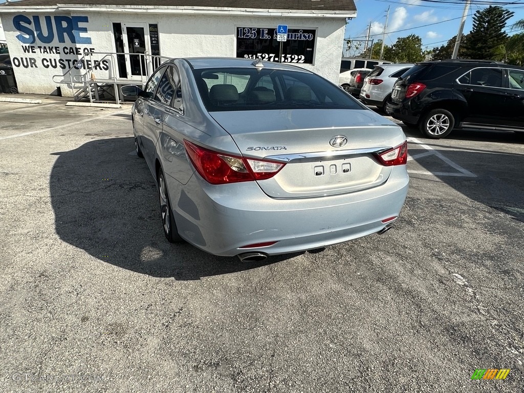 2011 Sonata Limited - Harbor Gray Metallic / Gray photo #21