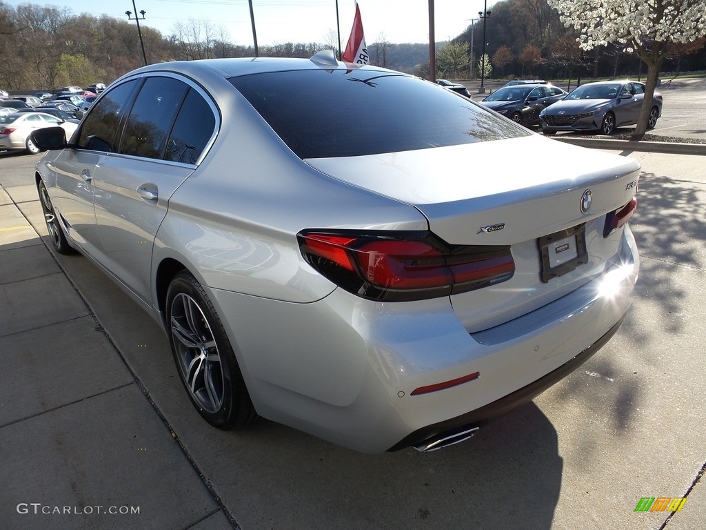 2021 5 Series 530i xDrive Sedan - Glacier Silver Metallic / Black photo #5