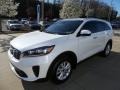 Front 3/4 View of 2020 Sorento LX AWD