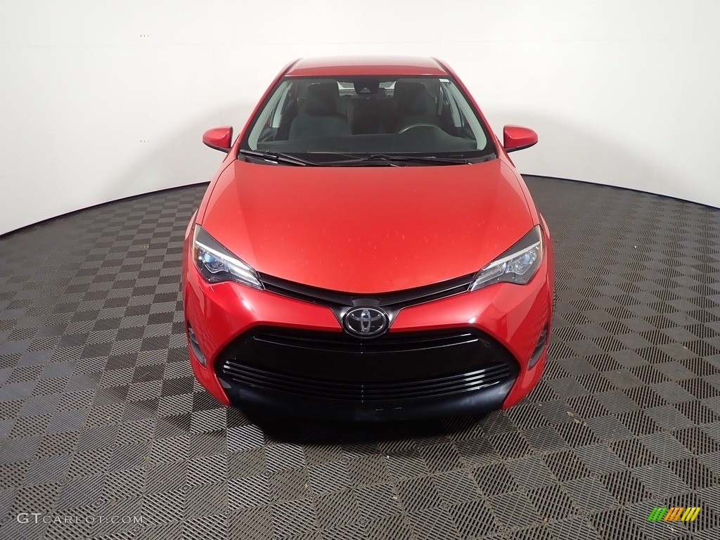 2019 Corolla LE - Barcelona Red Metallic / Black photo #4