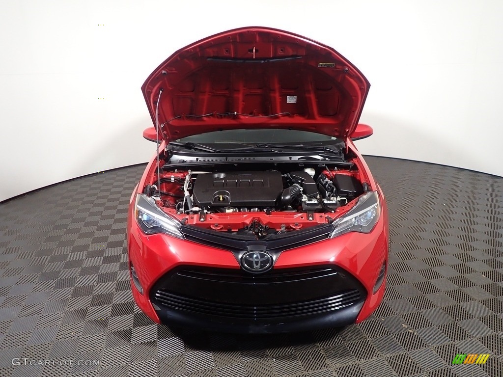 2019 Corolla LE - Barcelona Red Metallic / Black photo #5