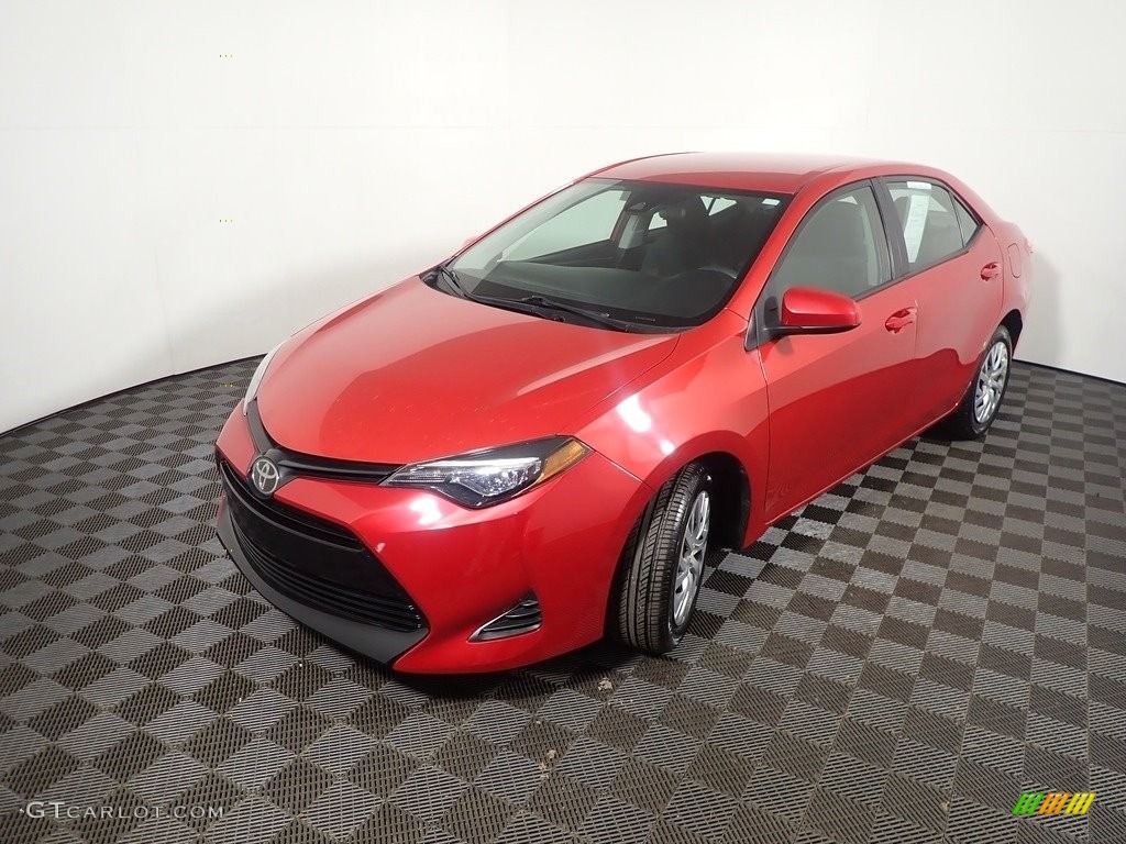 2019 Corolla LE - Barcelona Red Metallic / Black photo #8