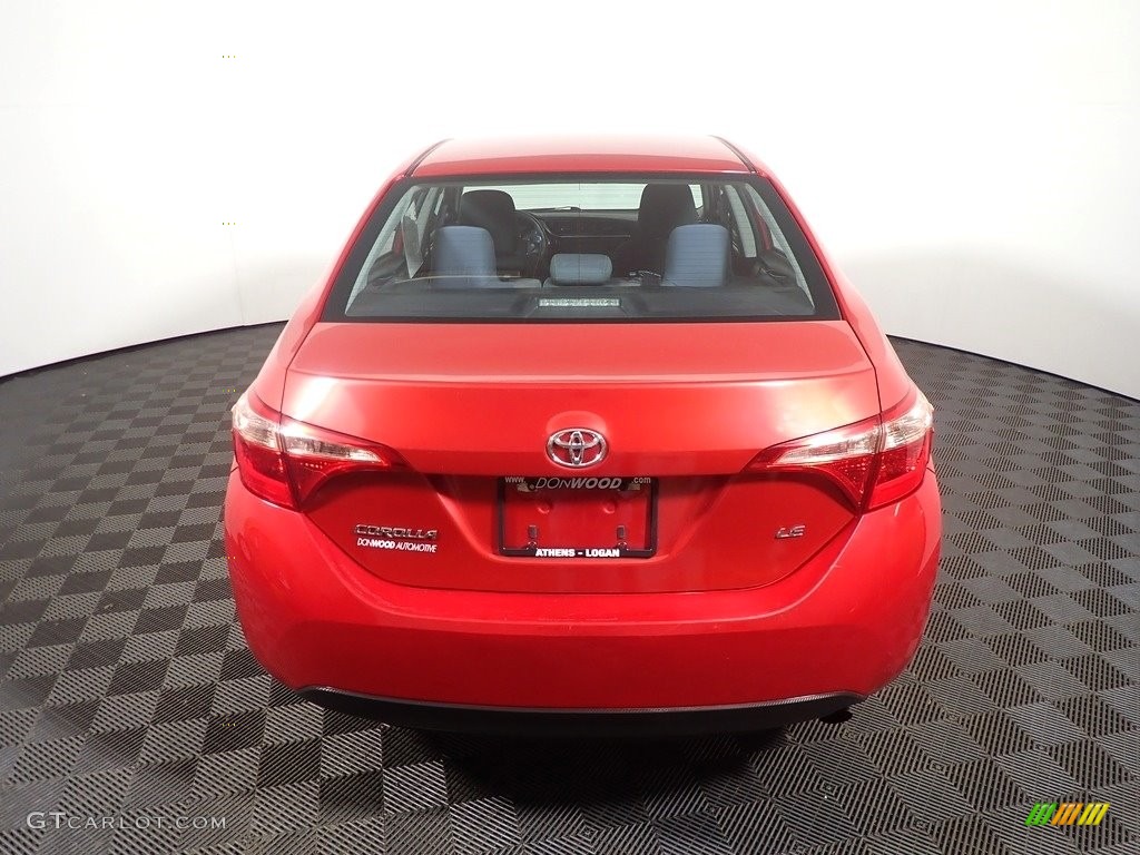 2019 Corolla LE - Barcelona Red Metallic / Black photo #11