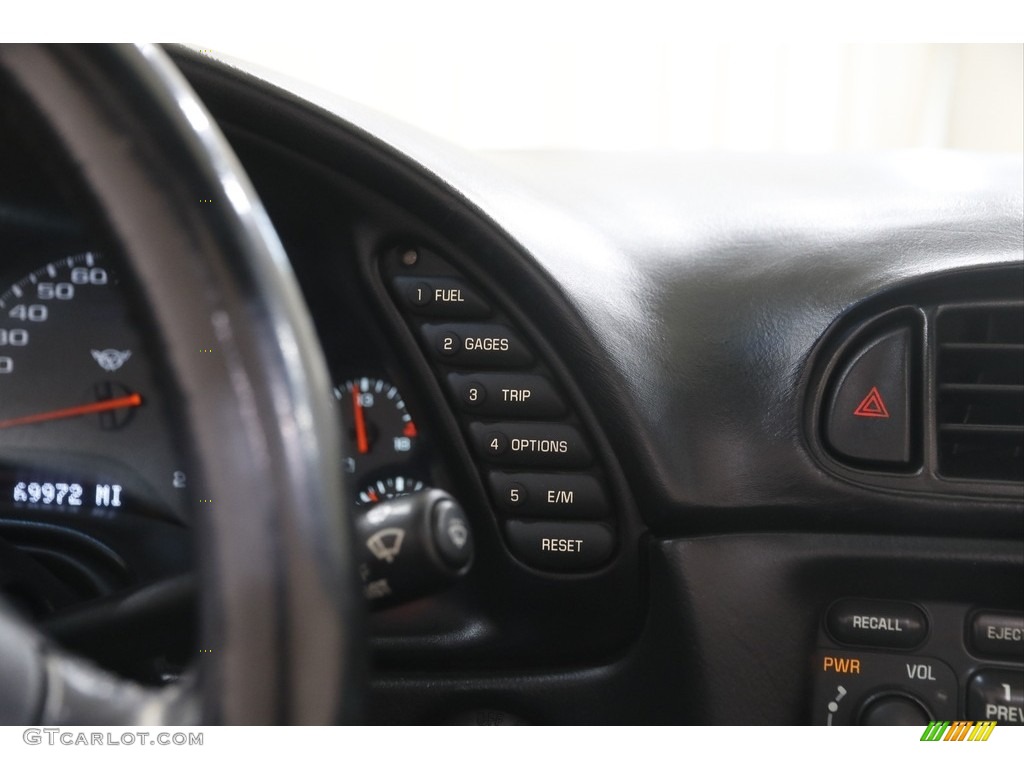 2001 Chevrolet Corvette Convertible Controls Photo #145953041