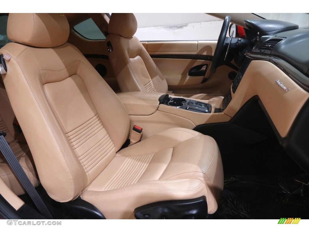 Beige Interior 2009 Maserati GranTurismo S Photo #145954169