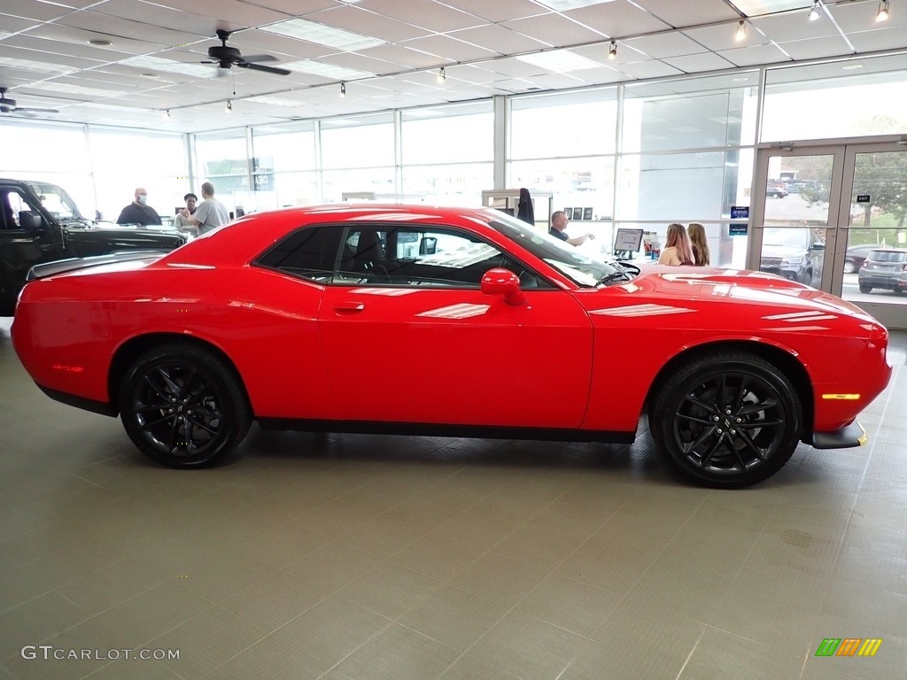 2023 Challenger GT AWD - Torred / Black photo #7