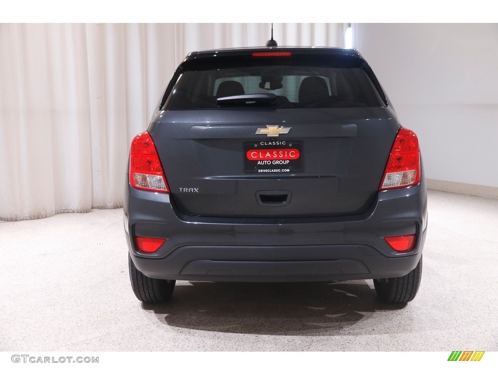 2020 Trax LS - Nightfall Gray Metallic / Jet Black photo #17