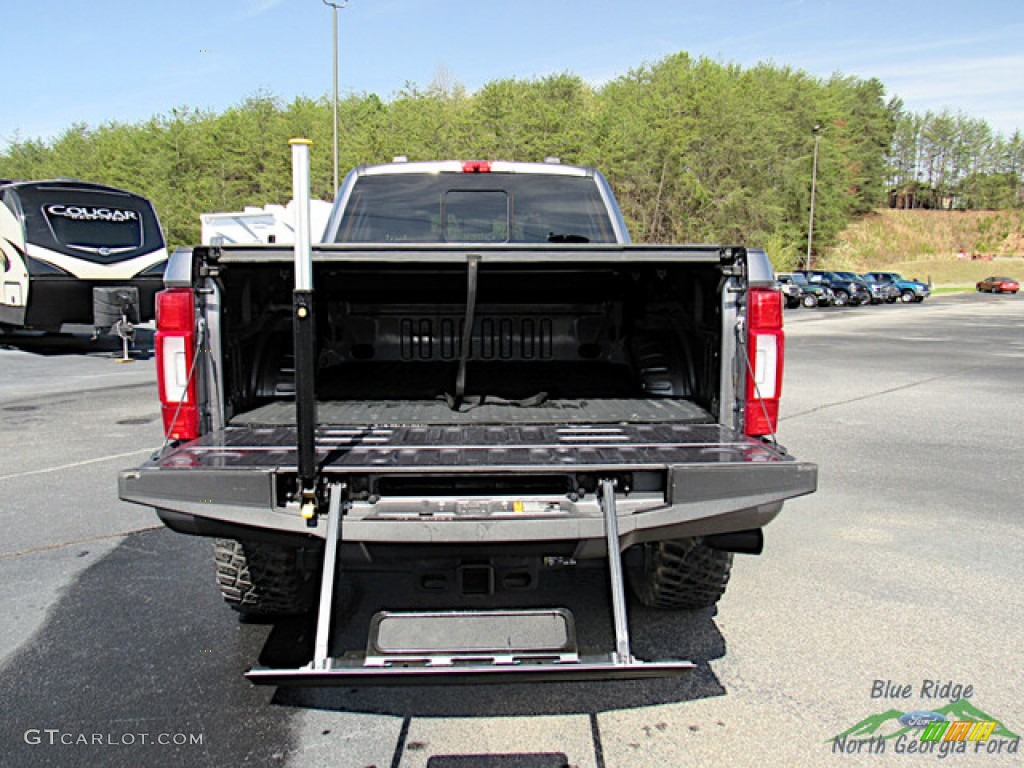 2022 F250 Super Duty Lariat Tuscany Black Ops Crew Cab 4x4 - Carbonized Gray / Black Onyx photo #16