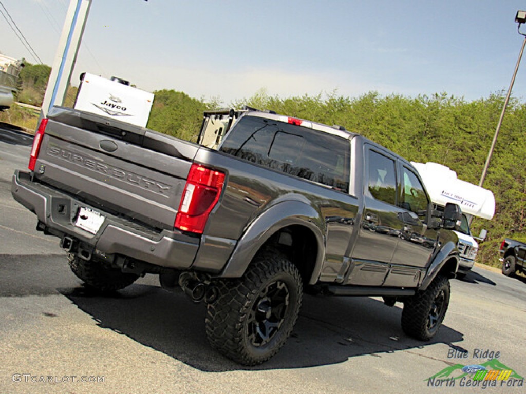 2022 F250 Super Duty Lariat Tuscany Black Ops Crew Cab 4x4 - Carbonized Gray / Black Onyx photo #35