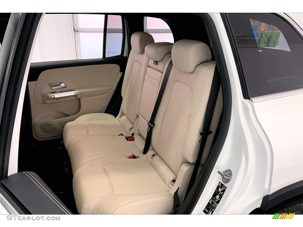 2020 GLB 250 - Polar White / Macchiato Beige photo #20