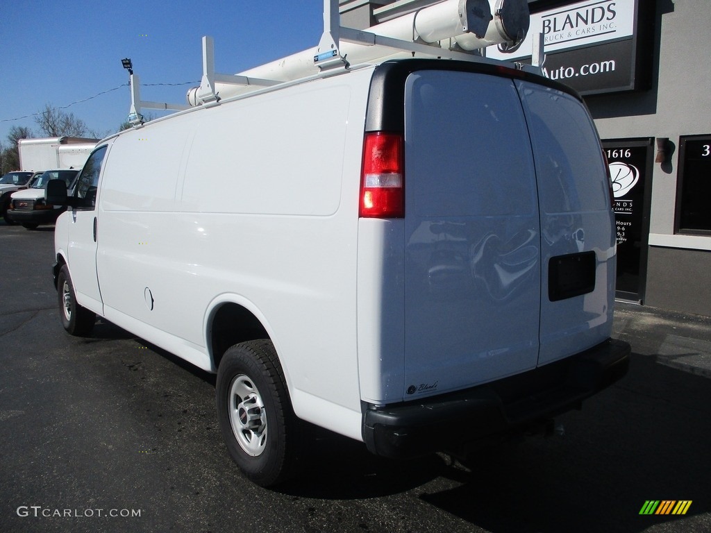 2018 Savana Van 2500 Cargo - Summit White / Medium Pewter photo #3