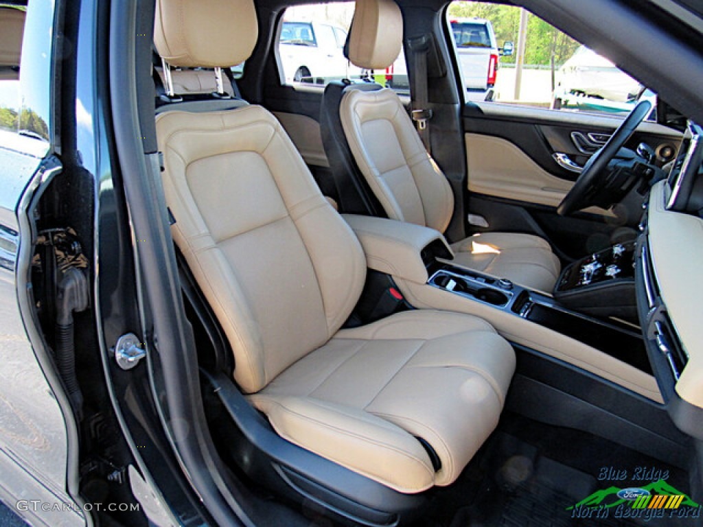 2022 Lincoln Corsair Grand Touring AWD Front Seat Photo #145962792