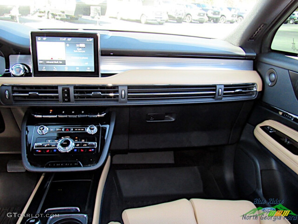 2022 Lincoln Corsair Grand Touring AWD Sandstone Dashboard Photo #145962849