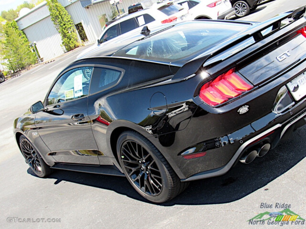 2023 Mustang GT Premium Fastback - Shadow Black / Ebony photo #28
