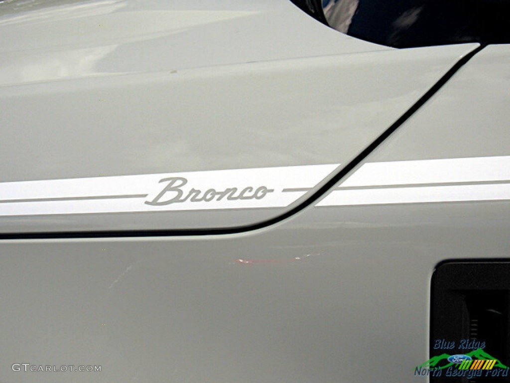2023 Ford Bronco Sport Heritage 4x4 Marks and Logos Photos