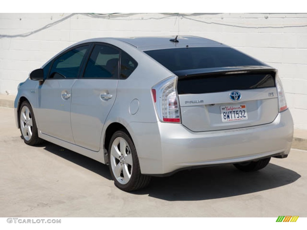 2014 Prius Four Hybrid - Classic Silver Metallic / Misty Gray photo #2